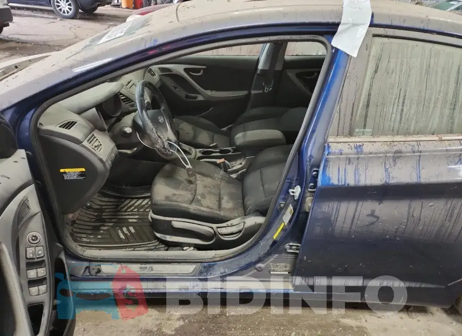 5NPDH4AE8GH683199 Photo# 12