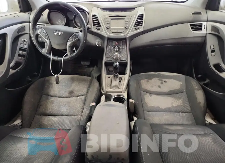 5NPDH4AE8GH683199 Photo# 8