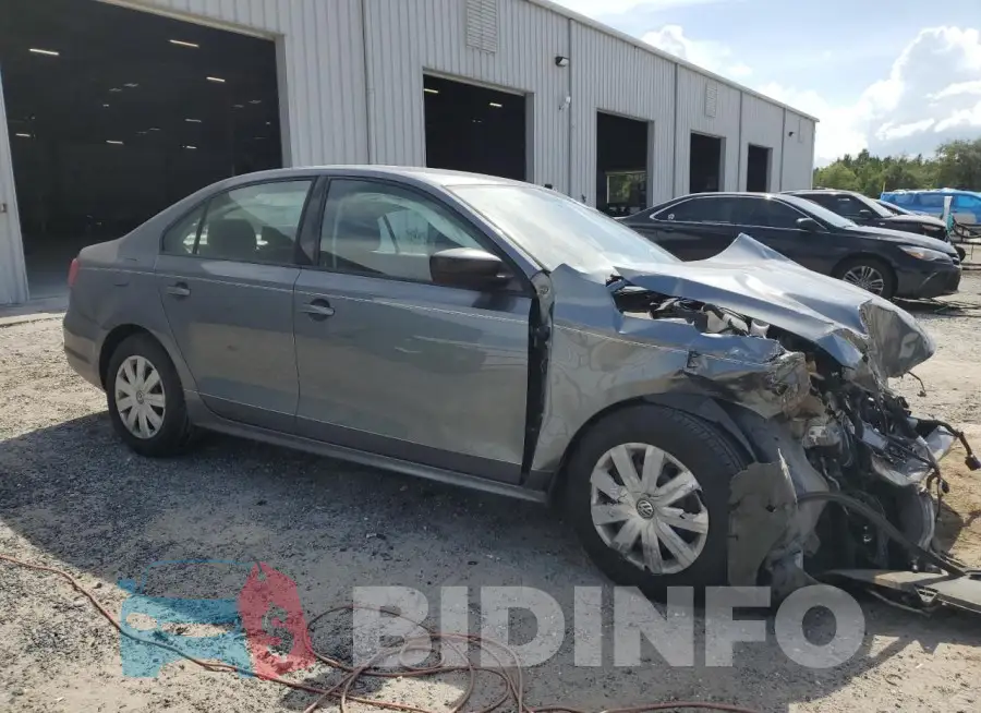 3VW267AJ6GM382157 Photo# 4