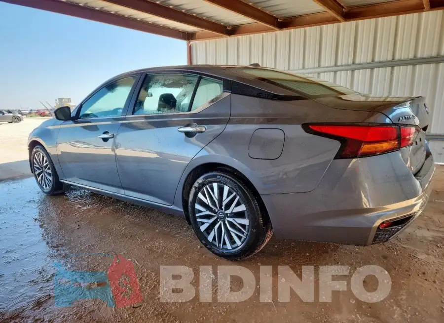 1N4BL4DV2SN404085 Photo# 2