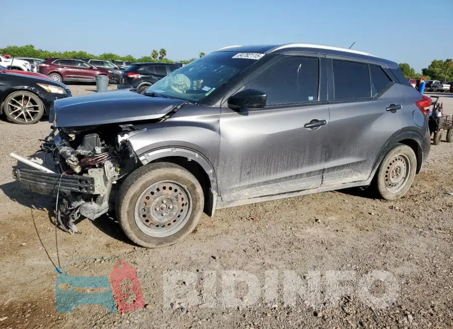 3N1CP5CU3JL537182 Photo# 1