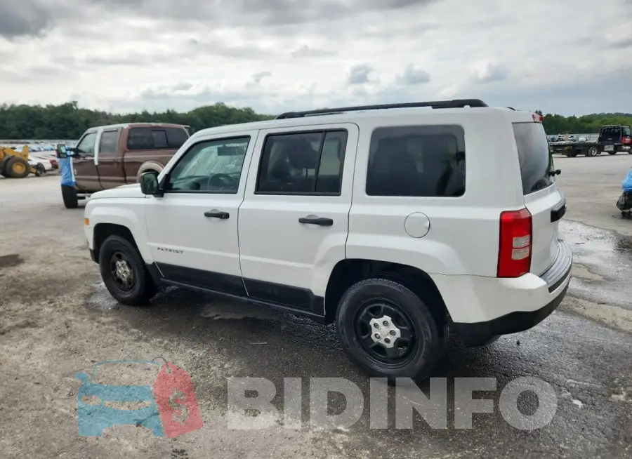 1C4NJPBA2GD656043 Photo# 2