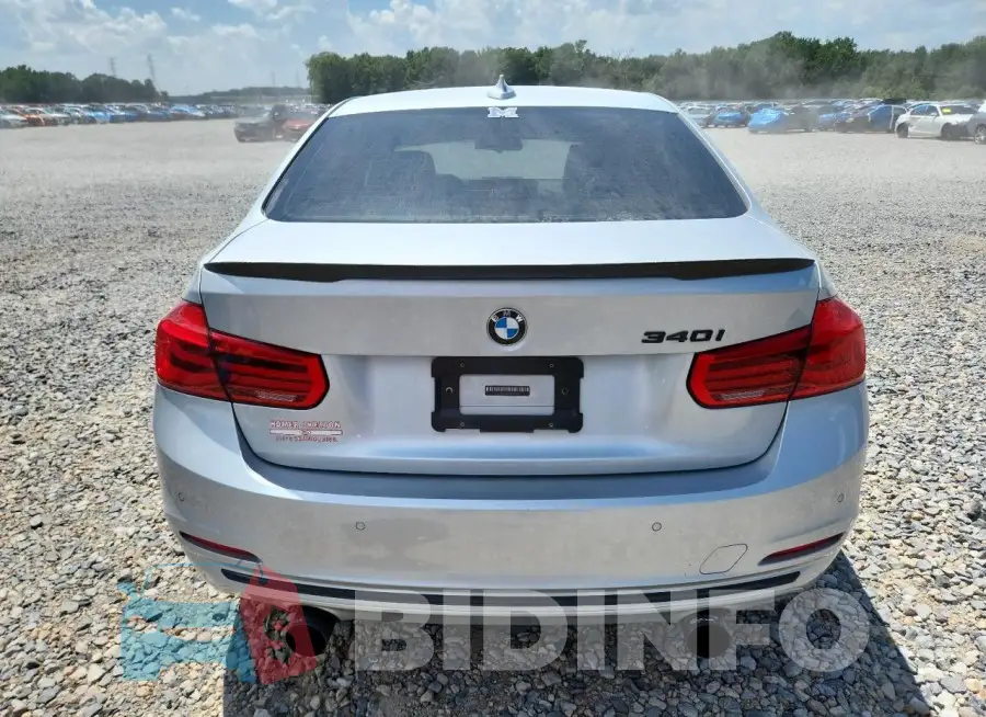 WBA8B3G55GNT62917 Photo# 6