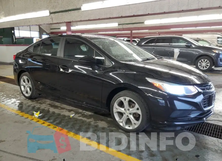 1G1BC5SM2J7143482 Photo# 4