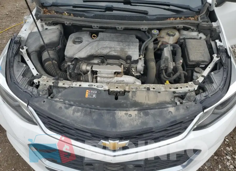 3G1BE6SM3JS655253 Photo# 11