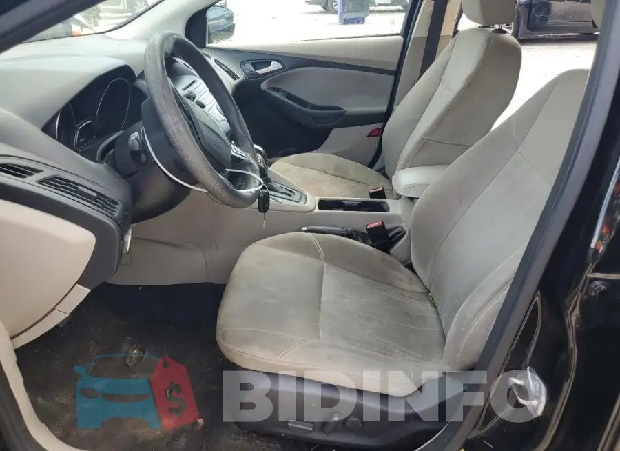 1FADP3F22GL223887 Photo# 7
