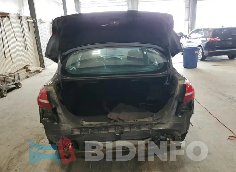 1FADP3F23JL327523 Photo# 6