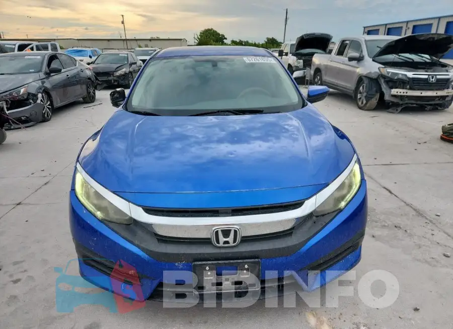 19XFC2F56HE016898 Photo# 5