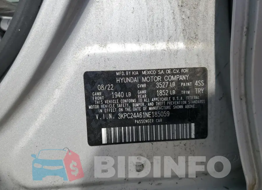 3KPC24A61NE185059 Photo# 13