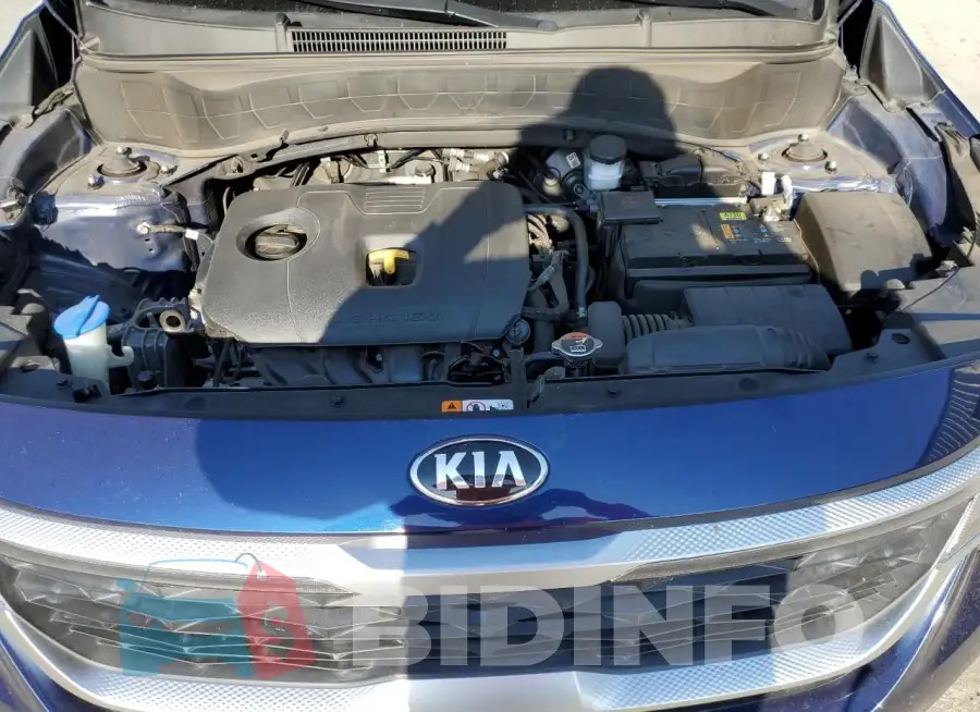 KNDERCAA4M7101575 Photo# 11