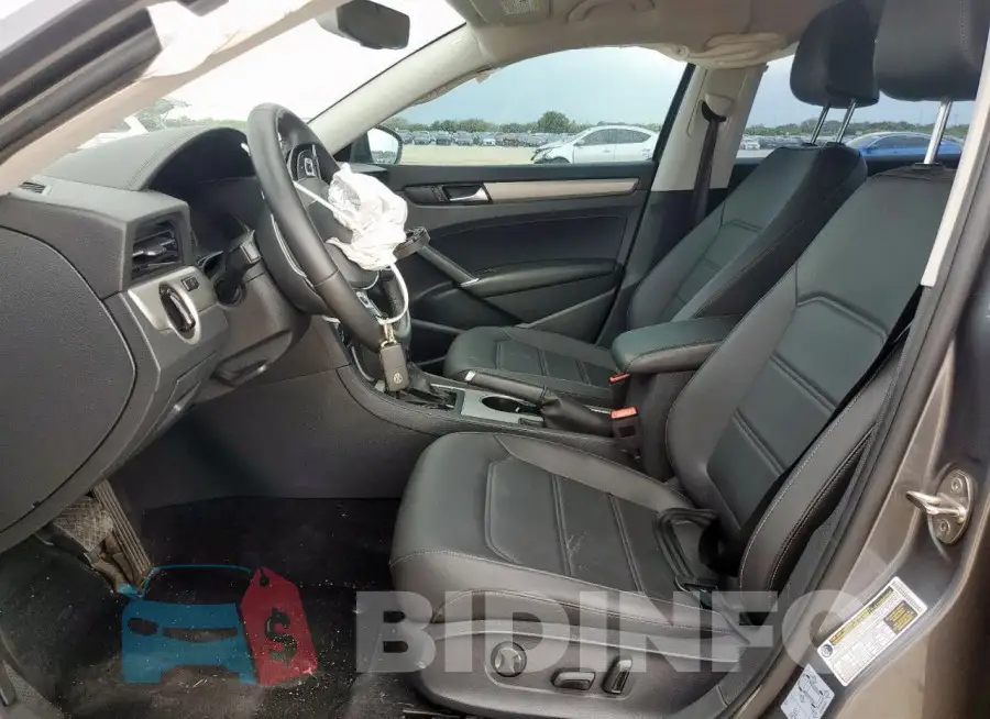 1VWSA7A38NC005571 Photo# 7