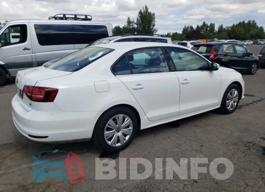 3VW167AJ2HM329565 Photo# 3