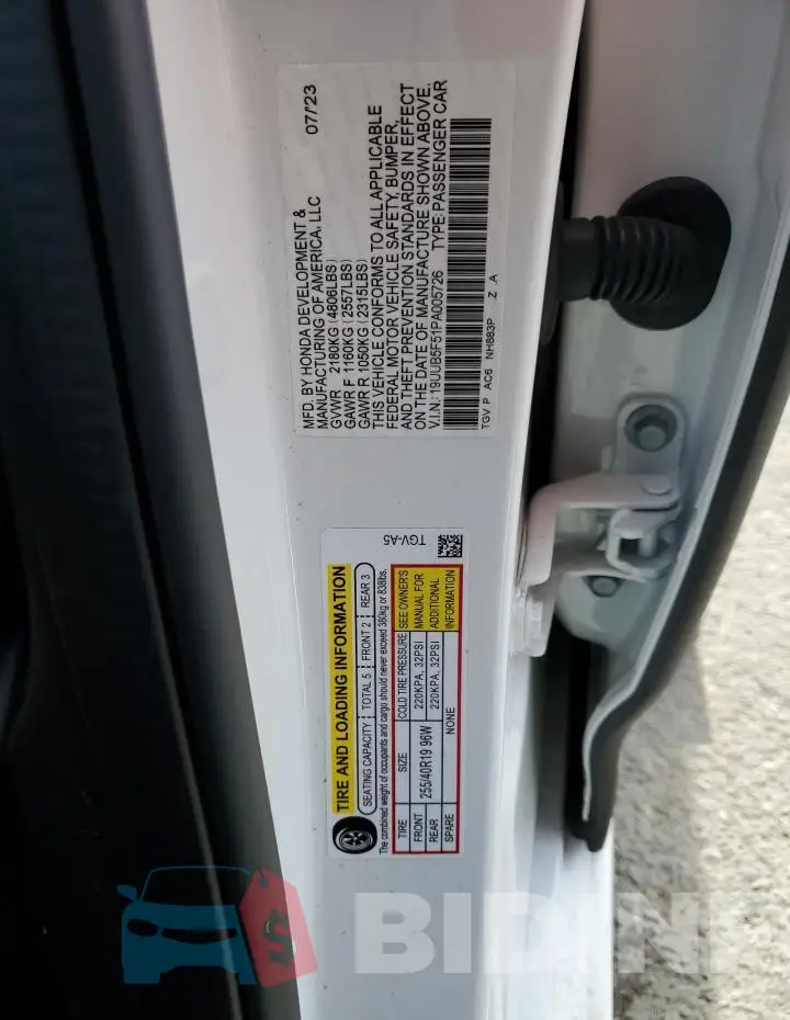 19UUB5F51PA005726 Photo# 12