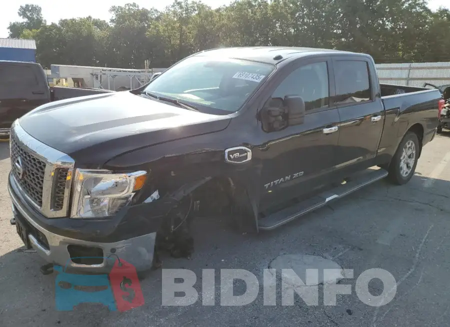 1N6AA1F49JN519454 Photo# 1