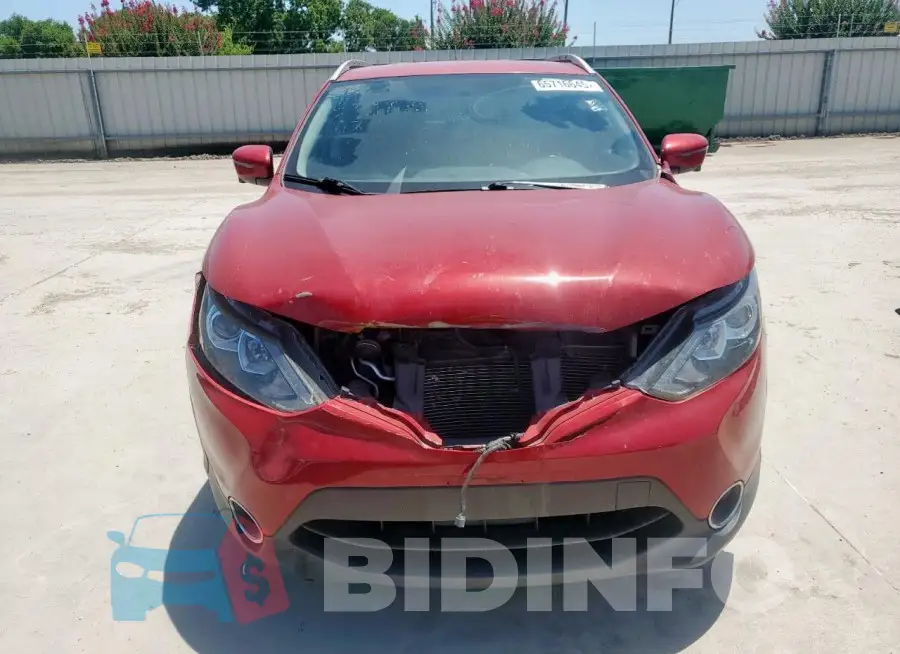 JN1BJ1CP7JW106872 Photo# 5