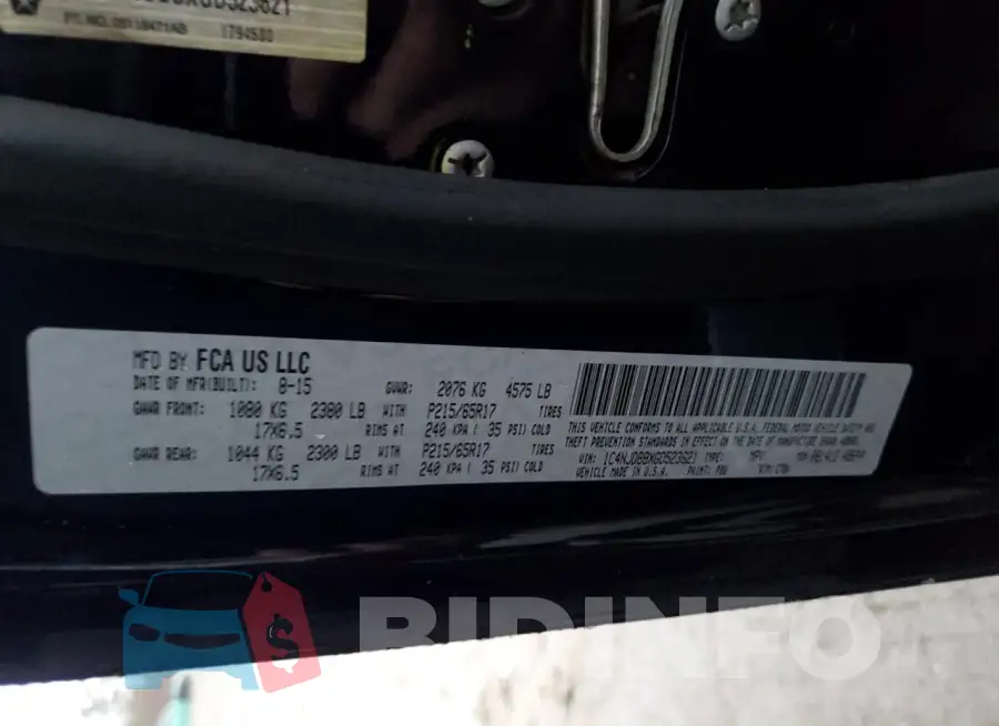 1C4NJDBBXGD523621 Photo# 12