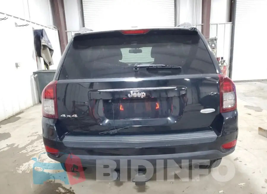 1C4NJDEB4GD780964 Photo# 6