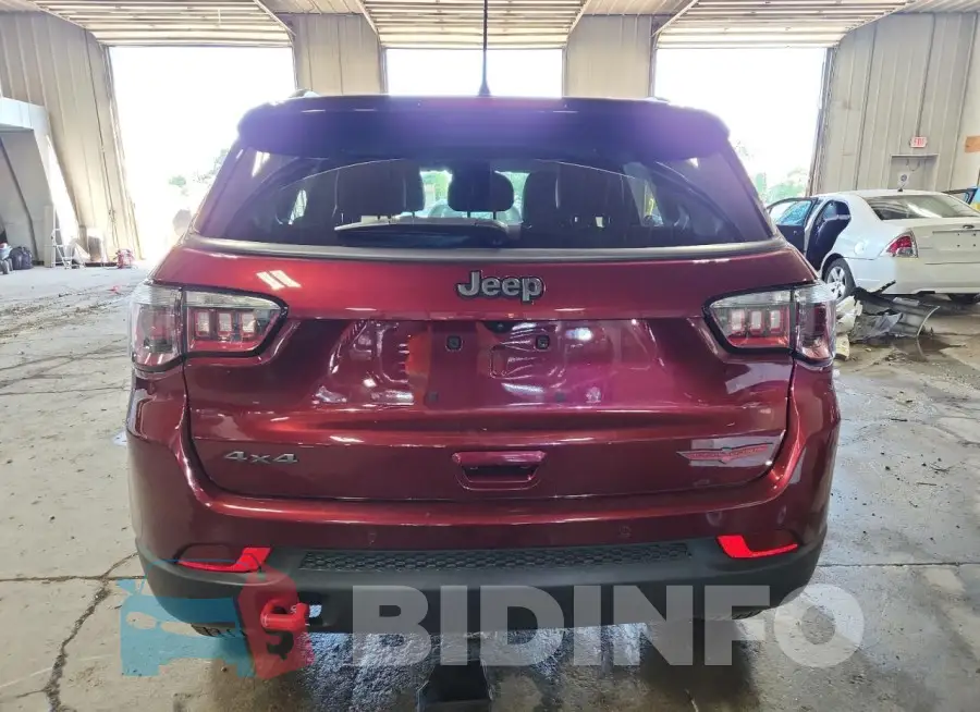 3C4NJDDB1NT114752 Photo# 6