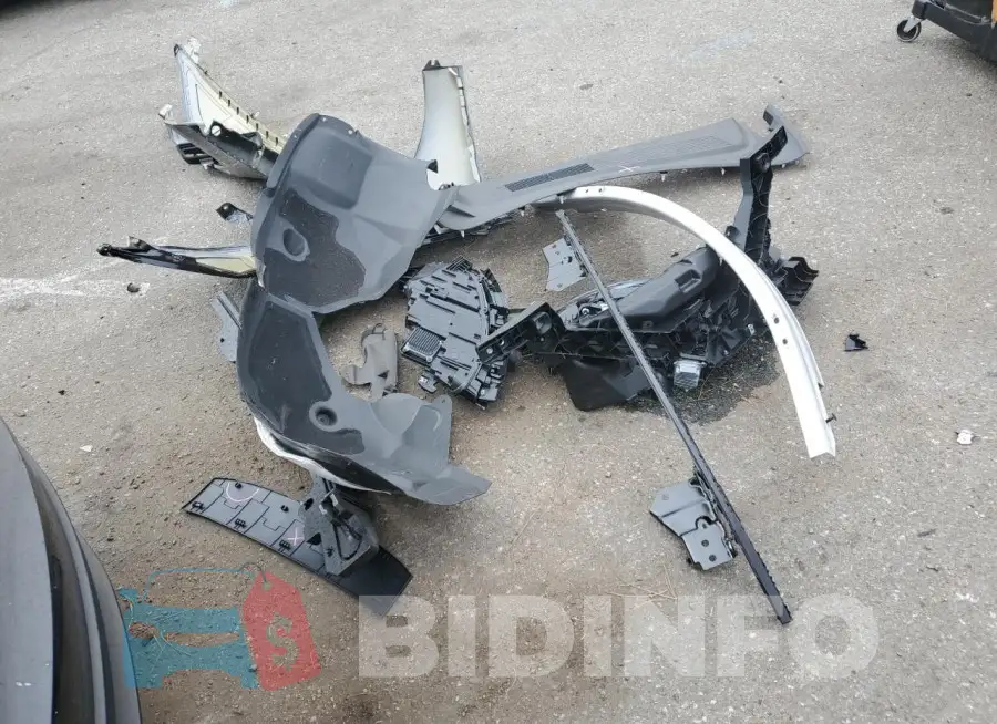 5YJ3E1EB4RF816139 Photo# 12