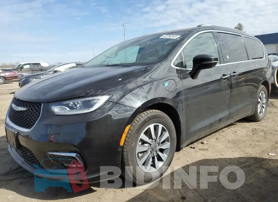 2C4RC1L72MR603234 Photo# 1