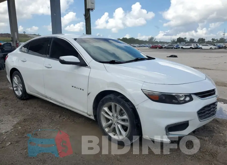 1G1ZD5ST6JF152842 Photo# 4