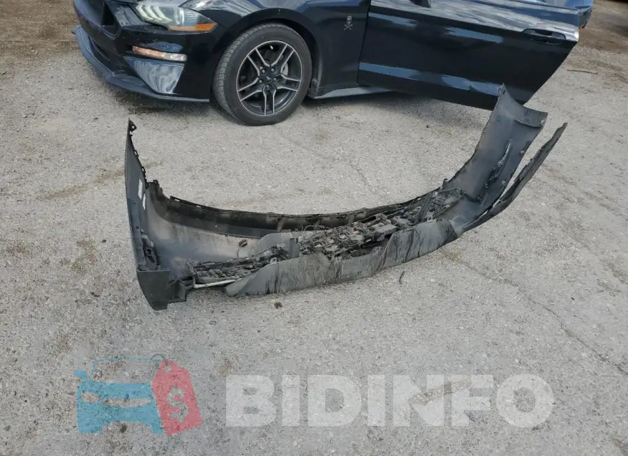 1FA6P8TH1J5105131 Photo# 12