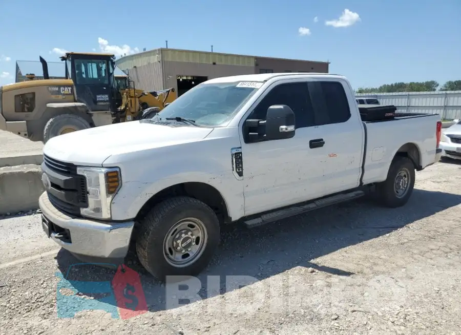 1FT7X2A68JEC57260 Photo# 1