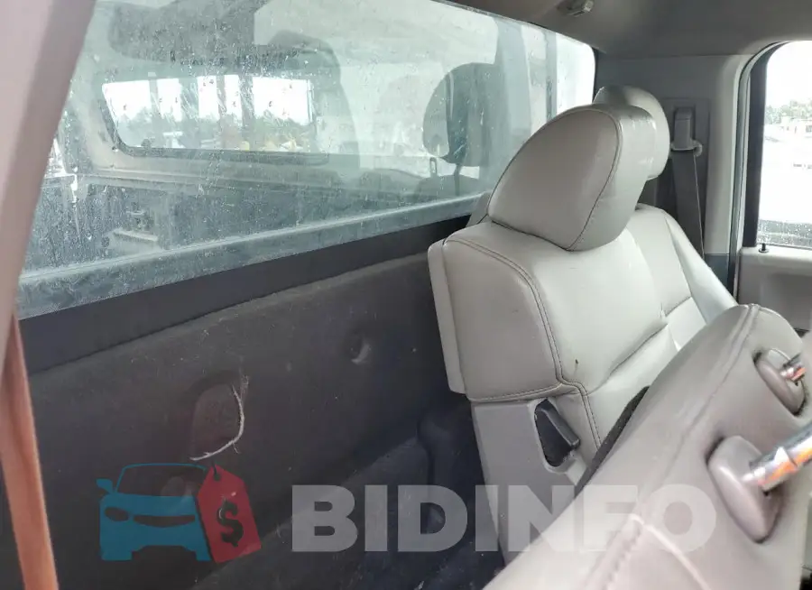 1FTNF1CF3GKF41021 Photo# 10