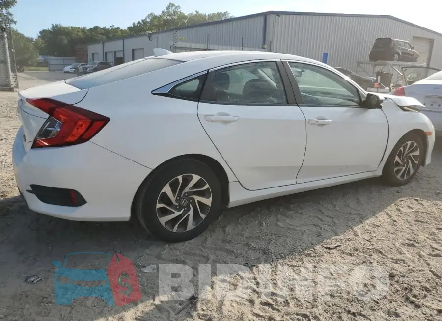 19XFC2F72HE018052 Photo# 3