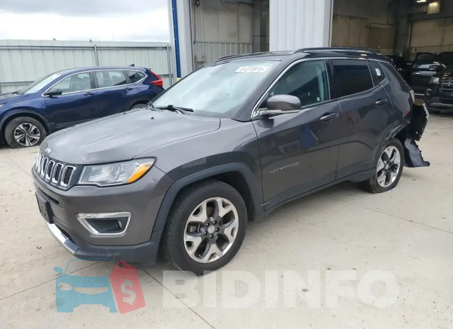 3C4NJDCB2LT208735 Photo# 1