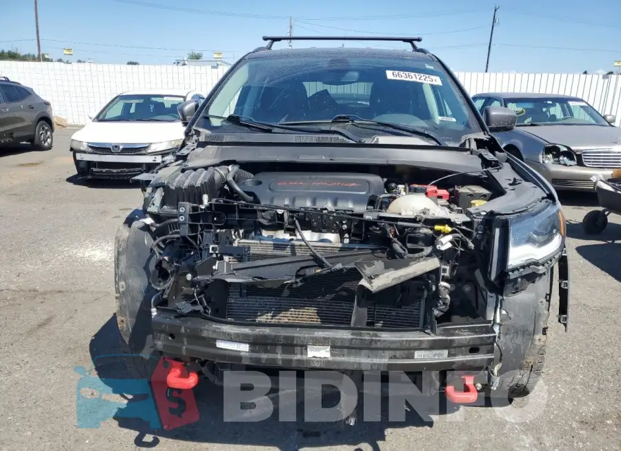 3C4NJDDB0LT112018 Photo# 5