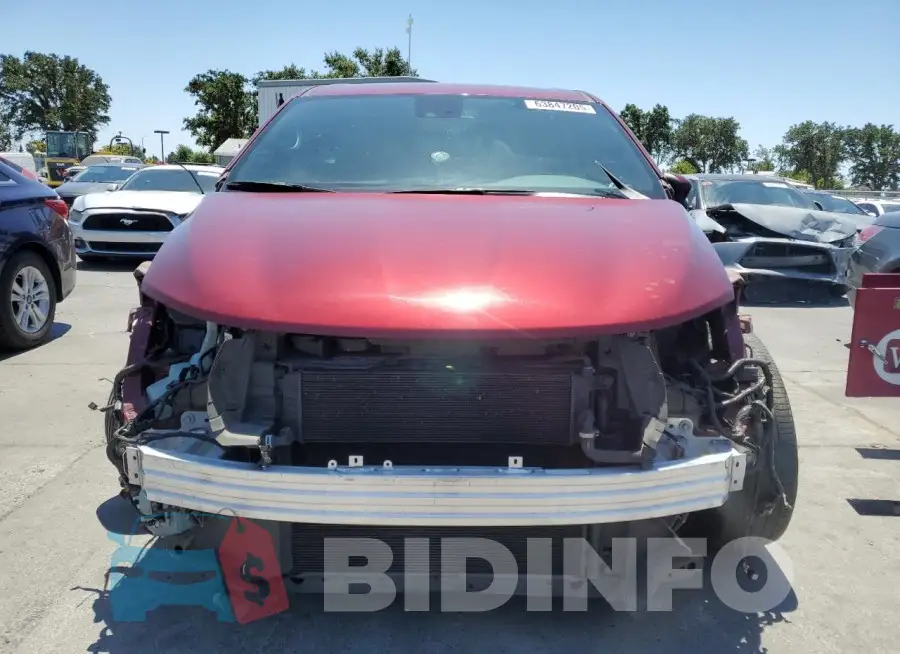 2C4RC1L7XPR543515 Photo# 5