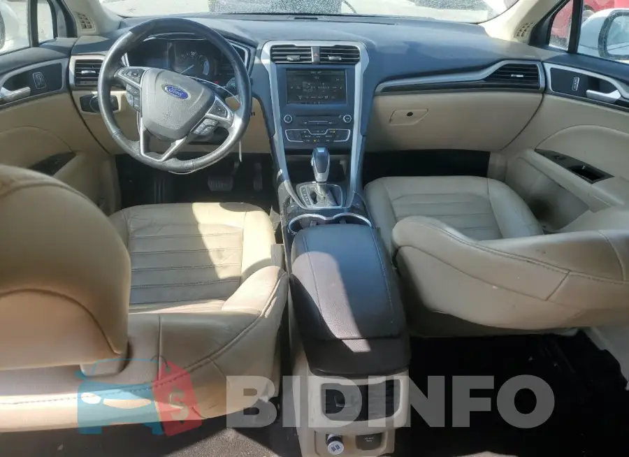 3FA6P0LU1GR357109 Photo# 8