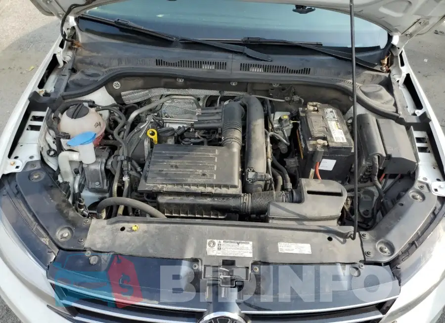 3VWB67AJ8HM250521 Photo# 11