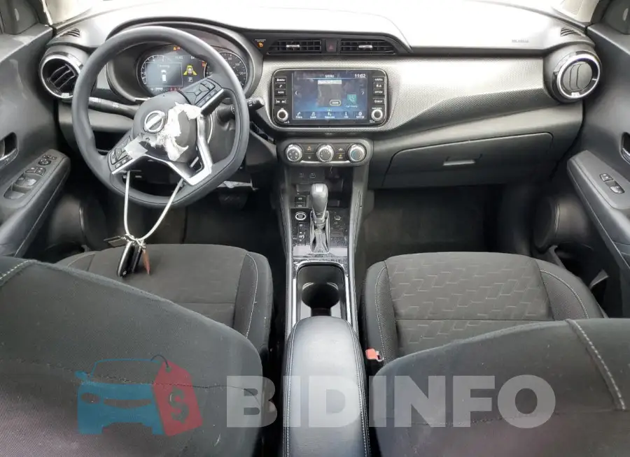 3N1CP5CV3RL522332 Photo# 8