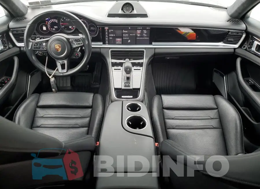 WP0CF2A78KL195141 Photo# 8