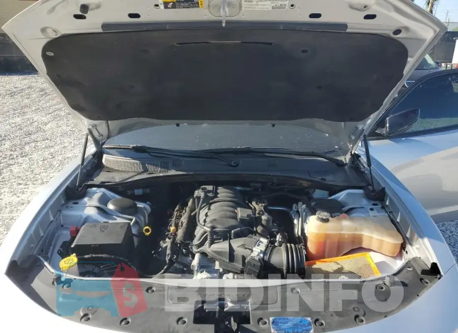 2C3CDXGJ4PH588990 Photo# 11