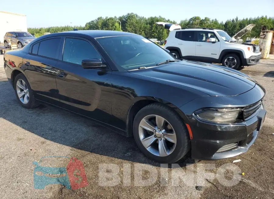 2C3CDXHG5GH154323 Photo# 4
