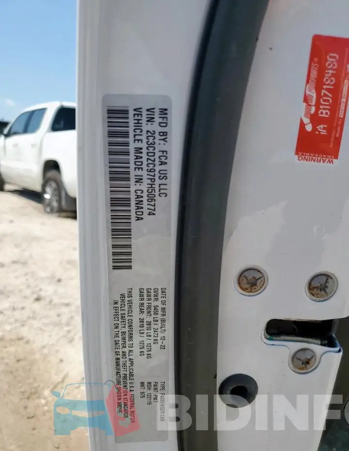 2C3CDZC97PH506774 Photo# 12