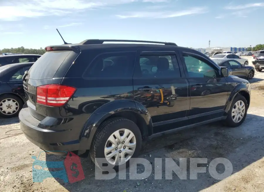 3C4PDCAB0GT110628 Photo# 3