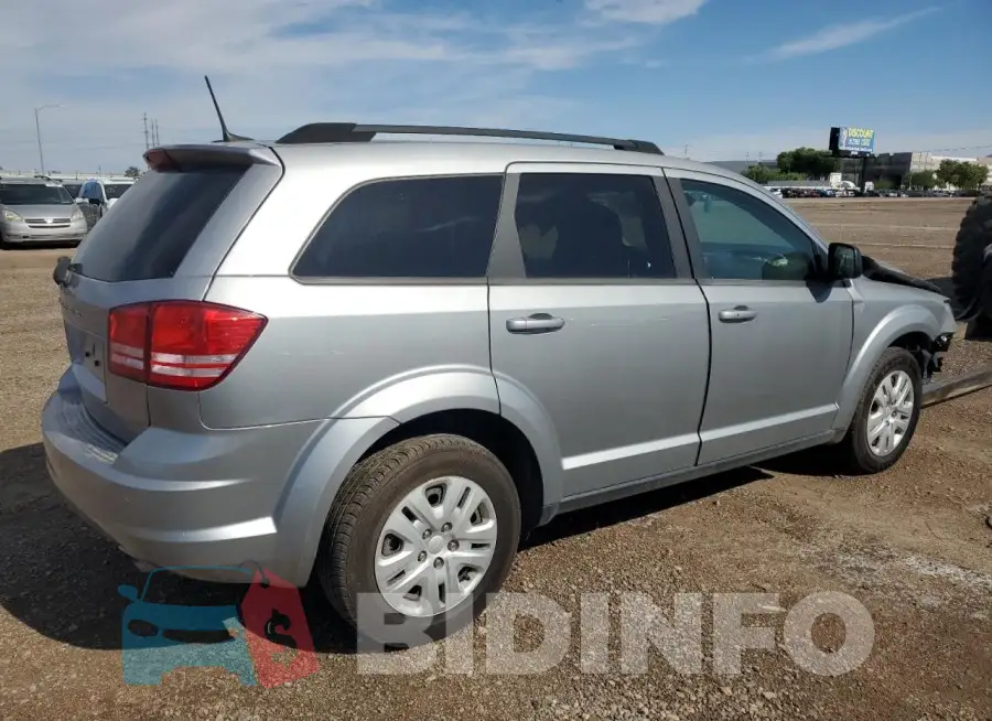 3C4PDCAB2LT275042 Photo# 3