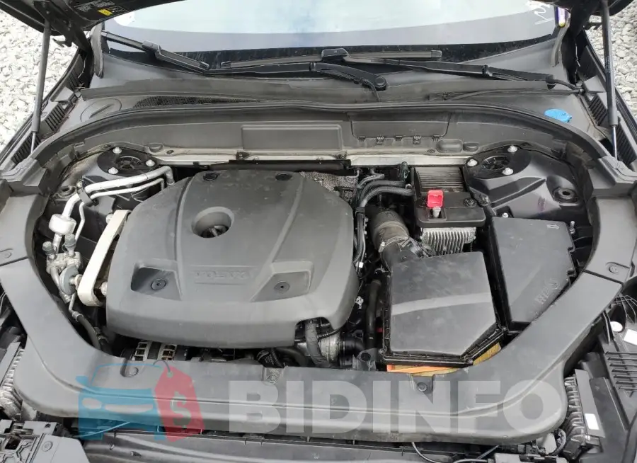 YV4102RK3M1697195 Photo# 12