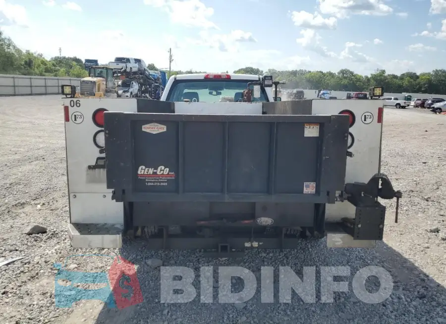 1GB4CYC84GF129380 Photo# 6