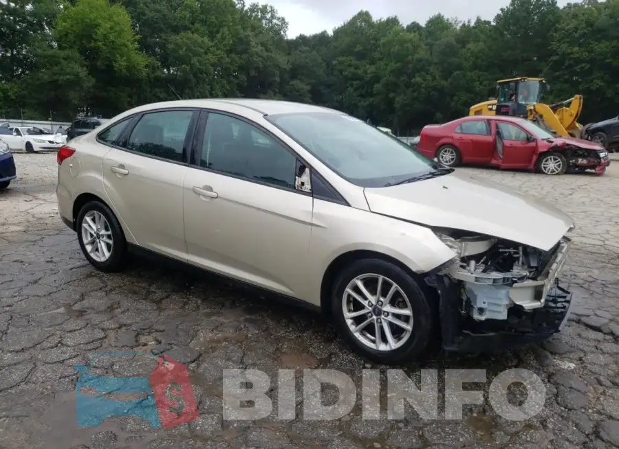 1FADP3F28JL299105 Photo# 4