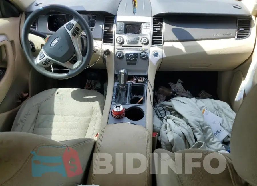 1FAHP2D82JG139135 Photo# 8