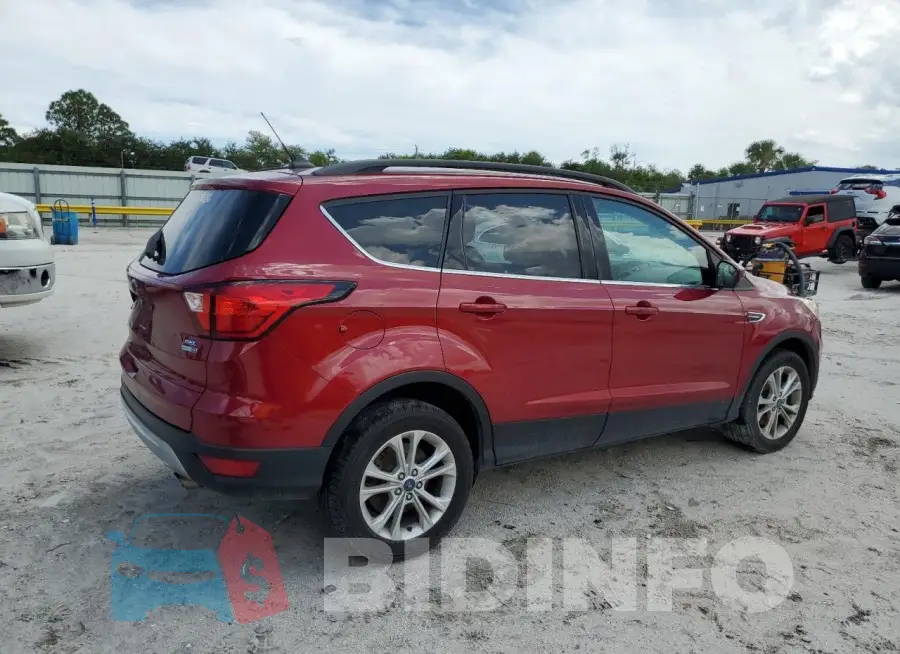 1FMCU9HD1KUB63793 Photo# 3