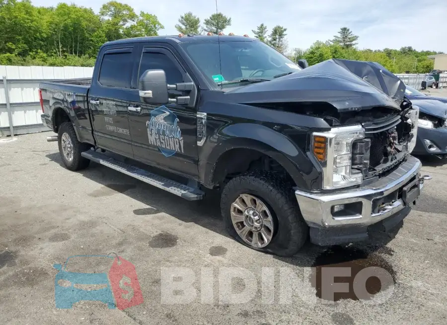 1FT8W3B65JEB02340 Photo# 4