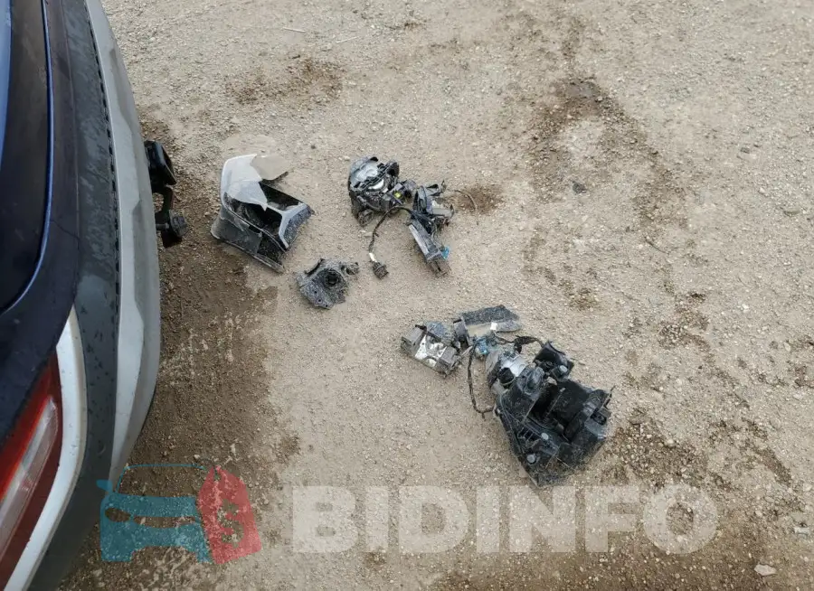 5NMS3CAD5LH274057 Photo# 12