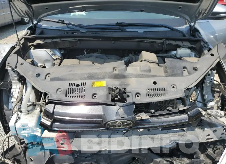 5TDJZRFH0JS541219 Photo# 12