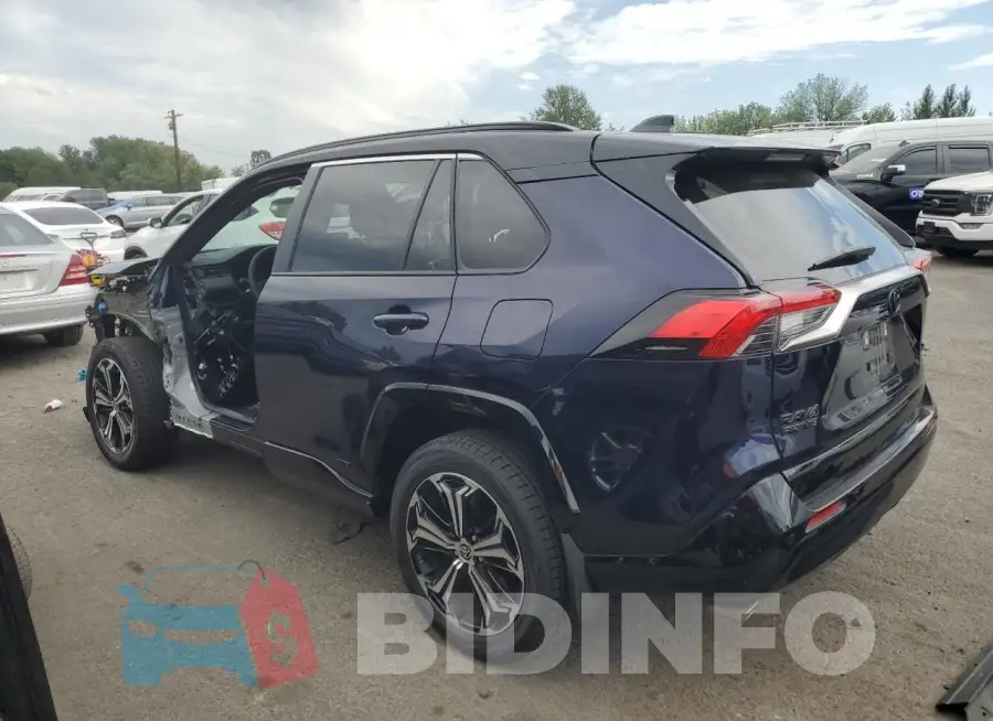 JTMFB3FV1RD182175 Photo# 2